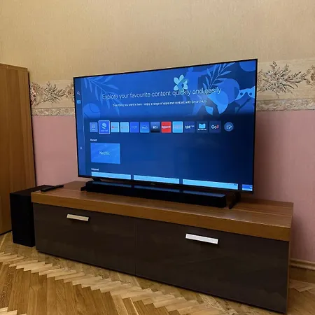 Valdemara Palace - 2 Bedrooms And Free Parking Riga Exterior photo