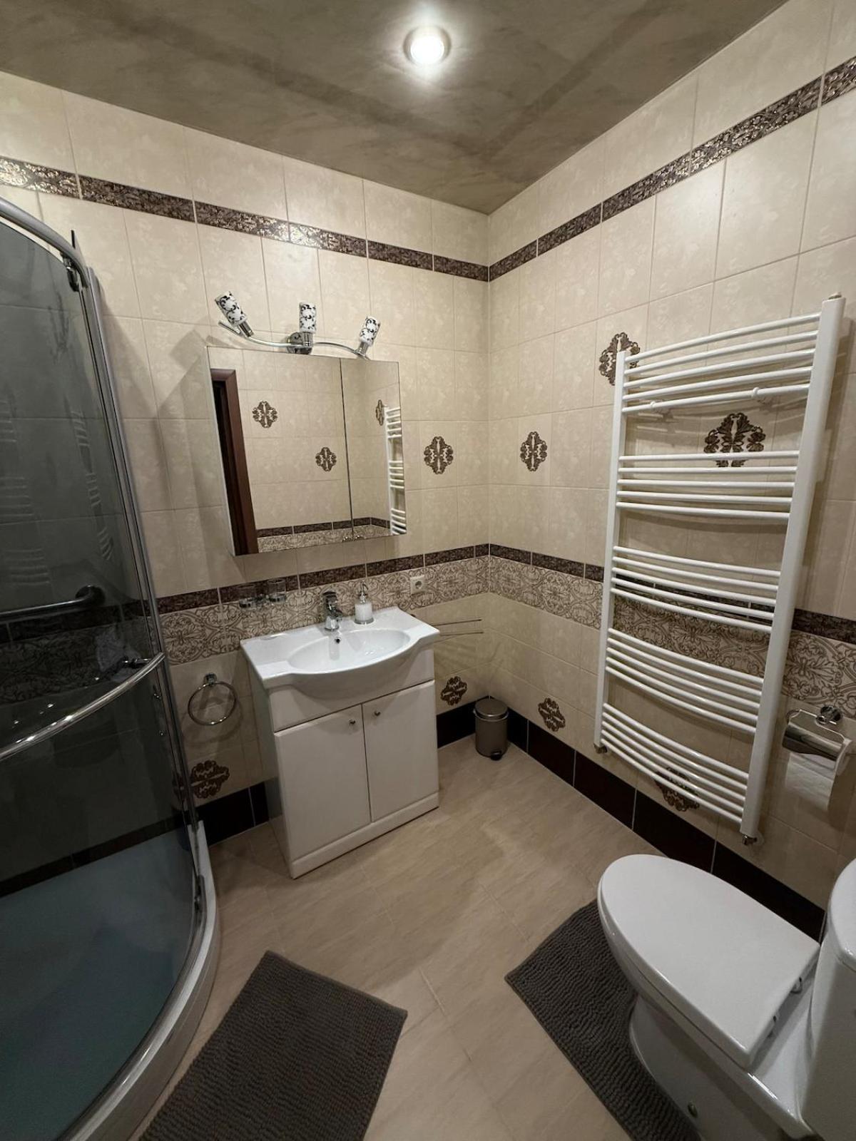 Valdemara Palace - 2 Bedrooms And Free Parking